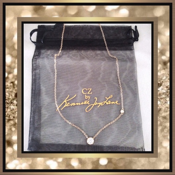 Kenneth Jay Lane Round Bezel Necklace - Picture 1 of 1